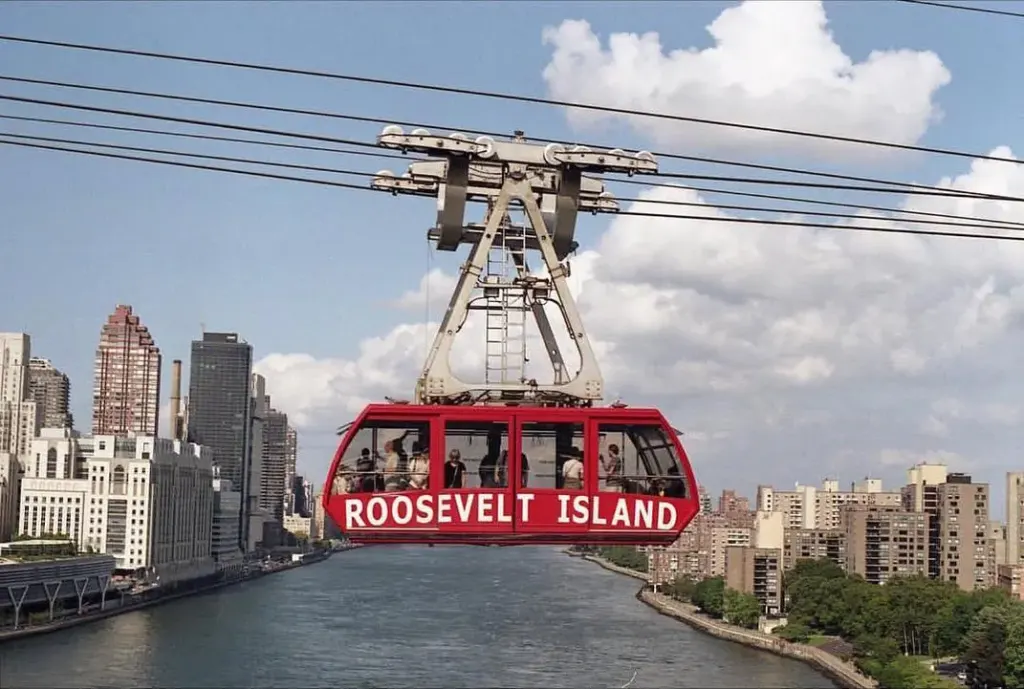 Roosevelt Island Tramway New York