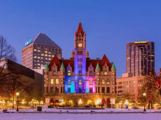 Hotels with Jacuzzi in Minnesota