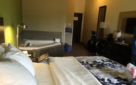 Sleep Inn & Suites