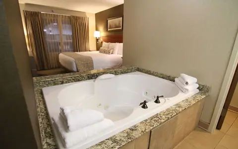 Continental Inn