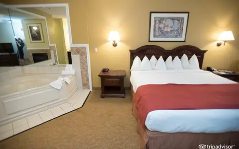 Annapolis Waterfront Hotel