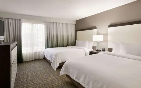 Embassy Suites by Hilton Newark Wilmington South