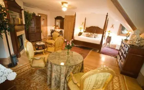 Gramercy Mansion