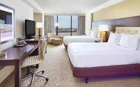 DoubleTree by Hilton Hotel Washington DC - Crystal City