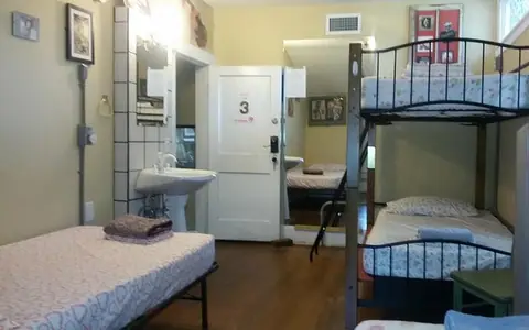 Gram’s Place Bed And Hostel