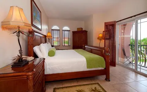 Tahitian Inn Hotel