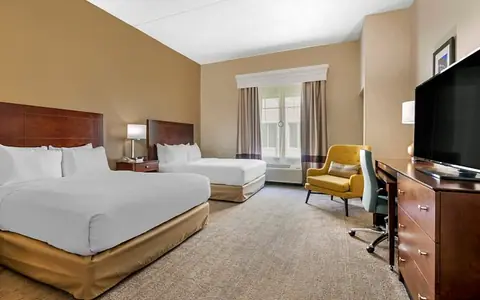 Comfort Suites Near Universal Orlando Resort