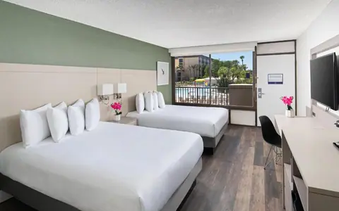 Avanti Palms Resort And Conference Center
