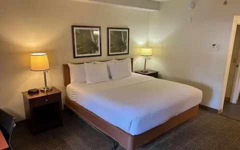 La Quinta Inn & Suites by Wyndham Orlando South