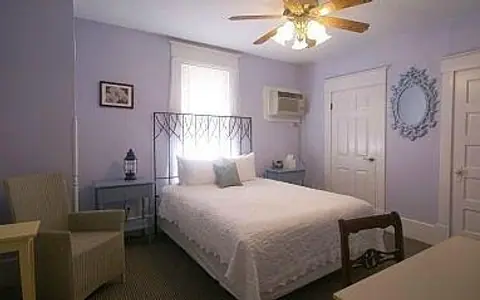 Watergarden Inn at the Bay