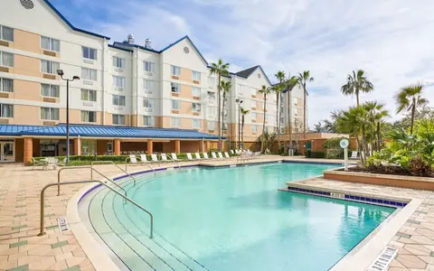 Fairfield Inn & Suites Orlando Lake Buena Vista In The Marriott Village