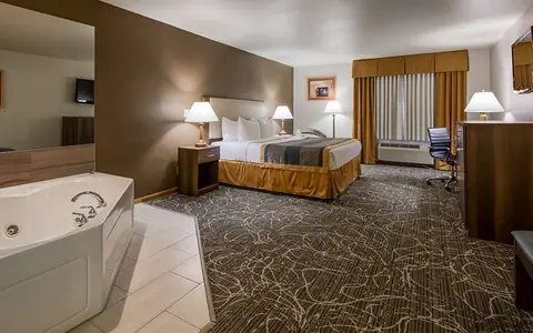 Best Western Plus Madison