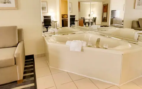 Renaissance Atlanta Midtown Hotel
