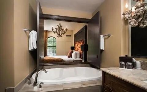 The Bohemian Hotel Savannah Riverfront, Autograph Collection