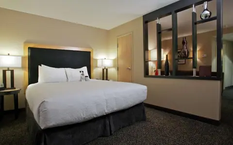 Doubletree By Hilton Hotel Savannah Airport