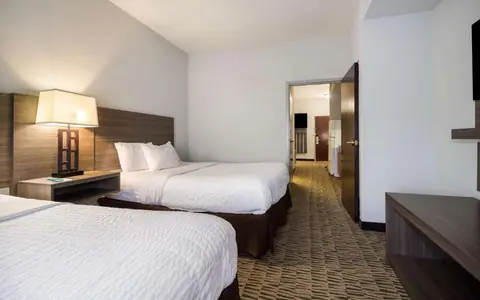 Clarion Pointe Charleston - West Ashley