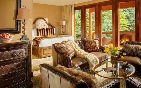 Rustic Inn Creekside Resort And Spa At Jackson Hole