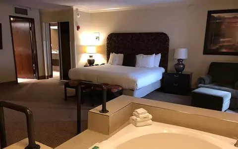 The Riverside Hotel