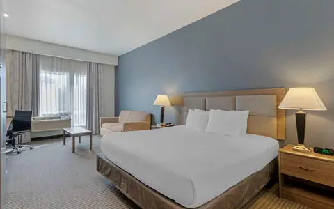 Best Western Plus Peppertree Nampa Civic Center Inn