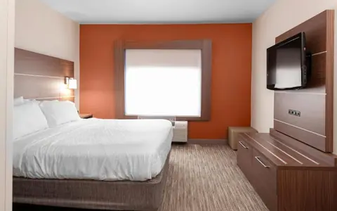 Holiday Inn Express & Suites Coeur D Alene I-90 Exit 11, an IHG hotel