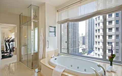 The Peninsula Chicago