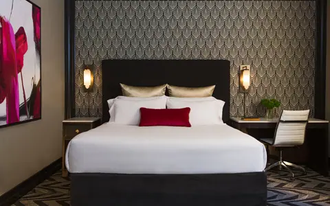 The Allegro Royal Sonesta Hotel Chicago Loop