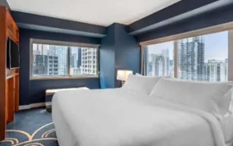 Omni Chicago Hotel