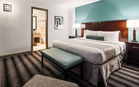 Best Western River North Hotel