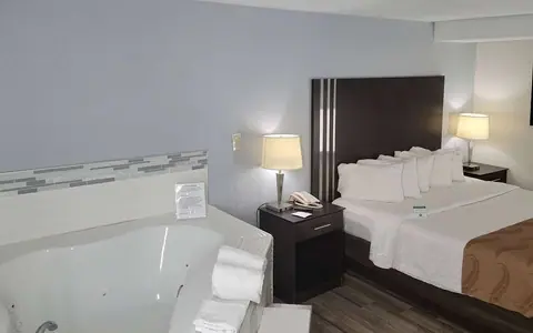 Quality Inn South Bend