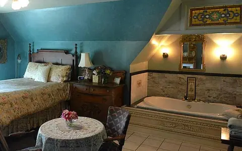 Brumder Mansion Bed and Breakfast