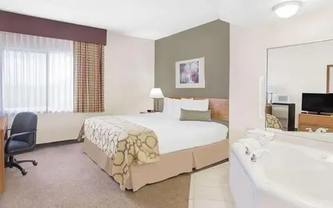 Baymont by Wyndham Janesville