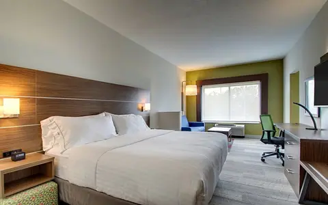 Holiday Inn Express & Suites Aurora - Naperville, an IHG hotel