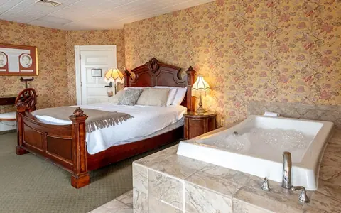 Mark Twain Hotel