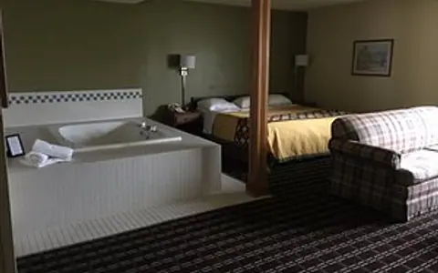 Super 8 by Wyndham Watertown WI
