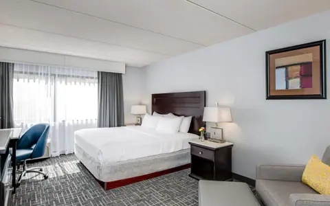 Crowne Plaza Milwaukee South, an IHG hotel