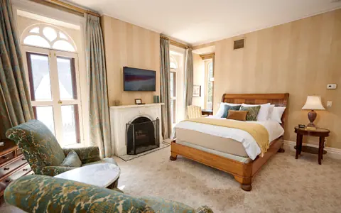 Mansion Hill Inn