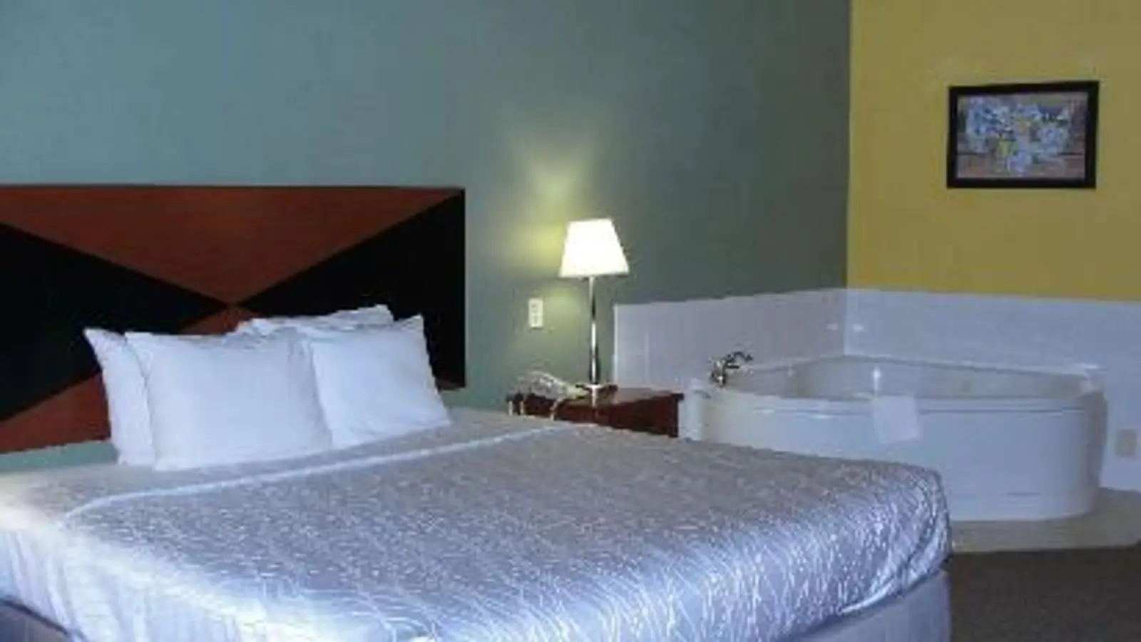 Hotels in Greenville, Illinois