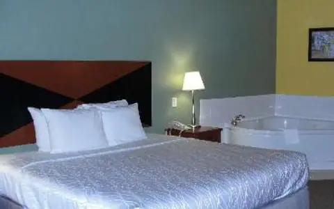 SureStay By Best Western Greenville