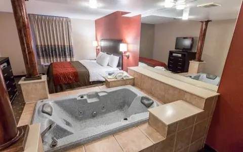 Comfort Inn South