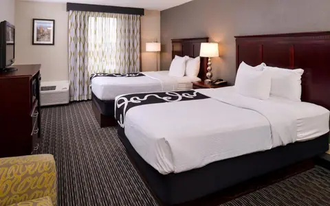 La Quinta Inn & Suites By Wyndham Indianapolis South