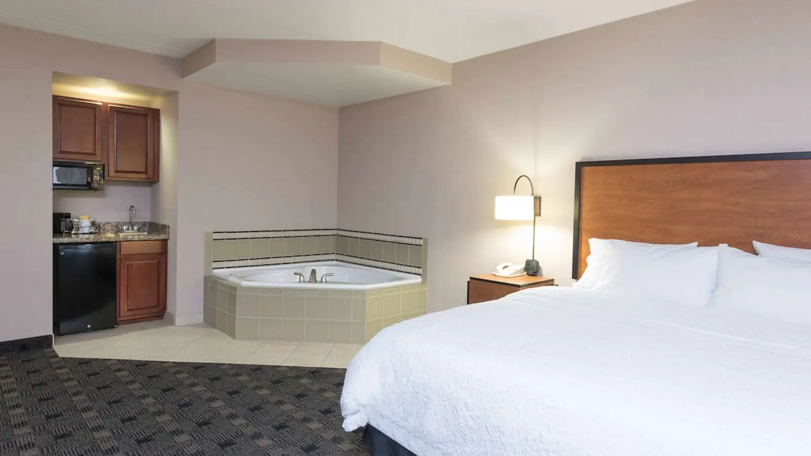 Hotels in Fishers, Indiana