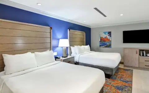 The Cincinnatian Hotel, Curio Collection by Hilton