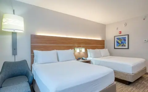 Holiday Inn Express & Suites Troy, an IHG hotel