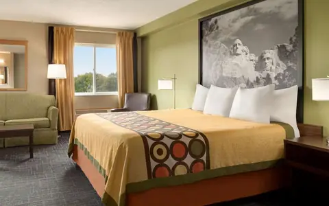 Super 8 by Wyndham Sioux Falls/41st Street