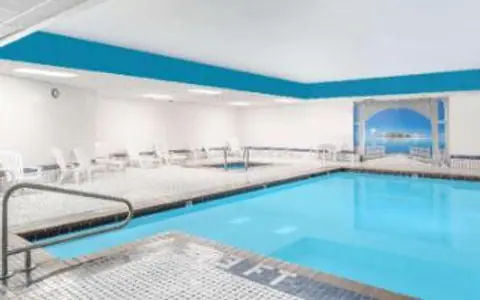 Baymont by Wyndham des Moines North