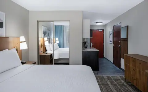 Staybridge Suites West Des Moines, an IHG hotel