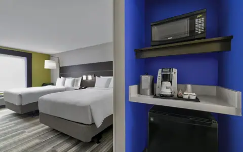 Holiday Inn Express & Suites Independence-Kansas City, an IHG hotel