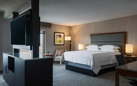 Sheraton Kansas City Hotel at Crown Center
