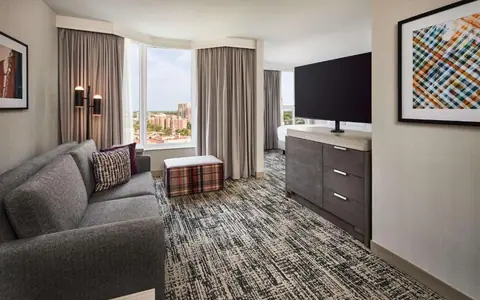 Hilton Kansas City Country Club Plaza