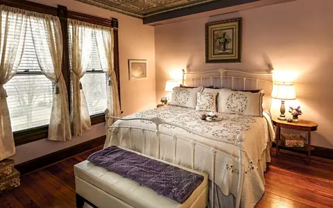 Weller Haus Bed, Breakfast & Event Center
